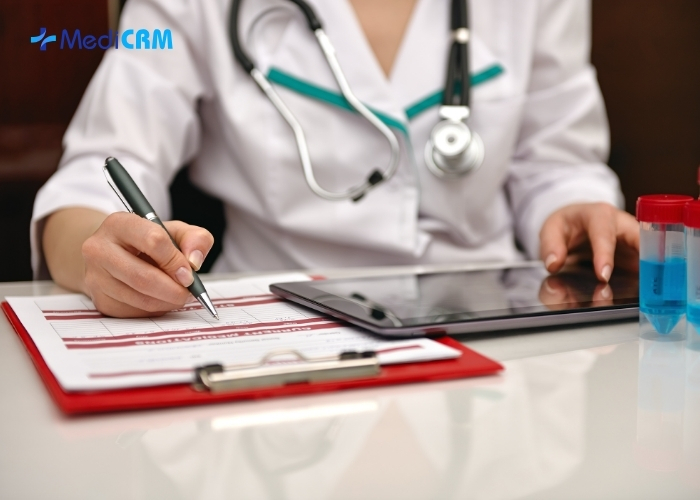 Quản lý hồ sơ & lịch sử điều trị bệnh nhân