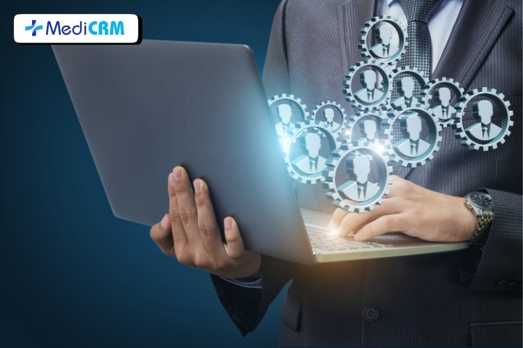 Lưu trữ và cập nhật toàn bộ thông tin nhân sự