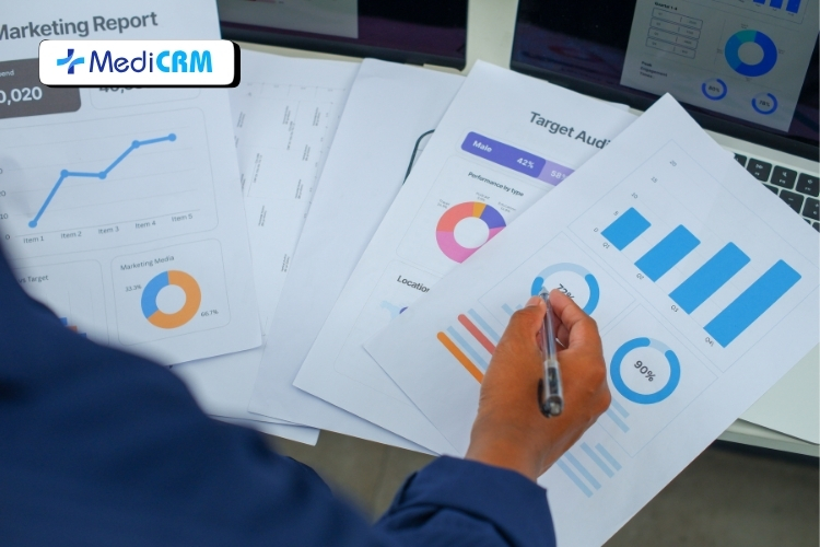 Báo cáo marketing vẫn tổng hợp thủ công sẽ gây mất nhiều thời gian