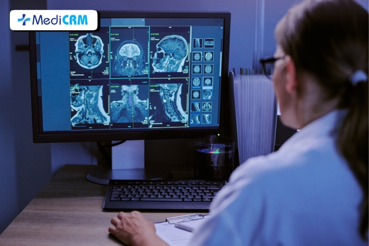 Dữ liệu lâm sàng là nhóm phục vụ cho quá trình khám và chữa bệnh